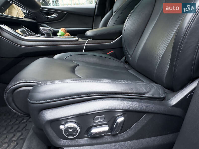 Внедорожник / Кроссовер Audi Q7 2020 в Львове фото 20 Внедорожник / Кроссовер Audi Q7 2020 в Львове
