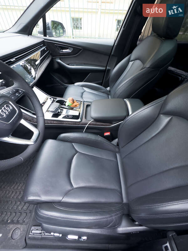 Внедорожник / Кроссовер Audi Q7 2020 в Львове фото 19 Внедорожник / Кроссовер Audi Q7 2020 в Львове