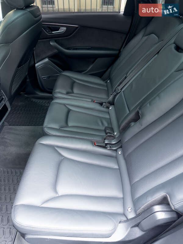 Внедорожник / Кроссовер Audi Q7 2020 в Львове фото 24 Внедорожник / Кроссовер Audi Q7 2020 в Львове