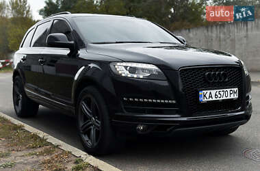 Позашляховик / Кросовер Audi Q7 2014 в 