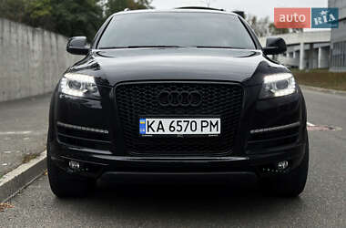 Позашляховик / Кросовер Audi Q7 2014 в 