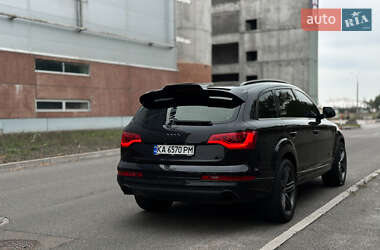 Позашляховик / Кросовер Audi Q7 2014 в 