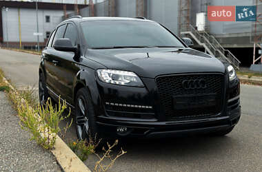 Позашляховик / Кросовер Audi Q7 2014 в 
