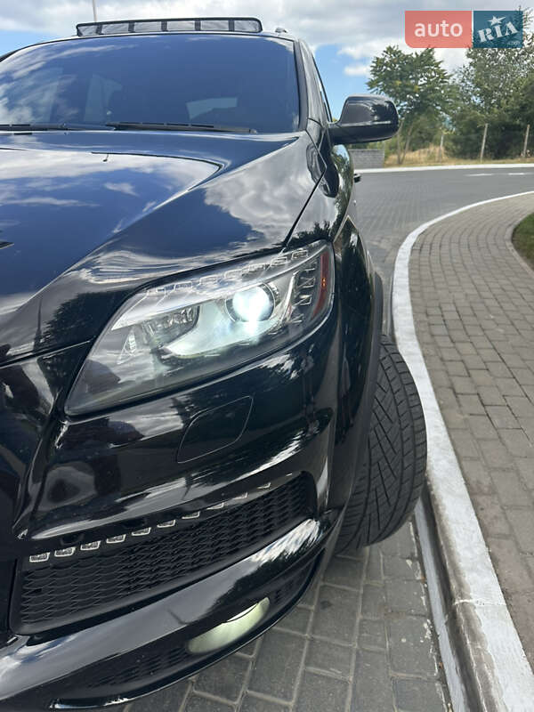 Внедорожник / Кроссовер Audi Q7 2013 в Одессе