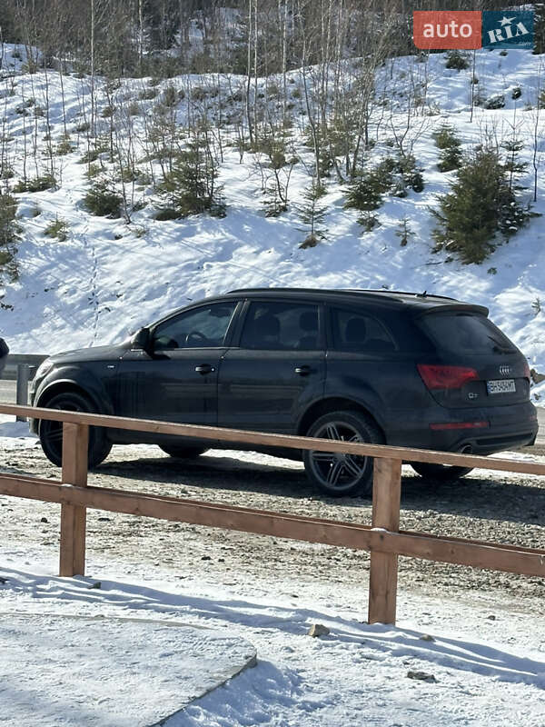 Внедорожник / Кроссовер Audi Q7 2013 в Одессе