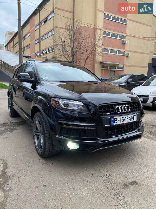 Внедорожник / Кроссовер Audi Q7 2013 в Одессе