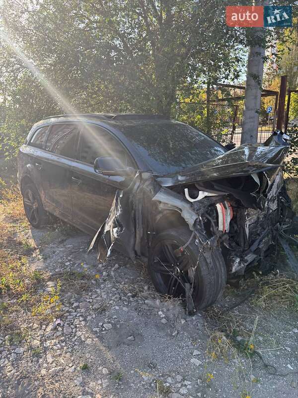 Внедорожник / Кроссовер Audi Q7 2014 в Николаеве