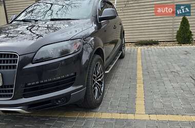 Позашляховик / Кросовер Audi Q7 2008 в 