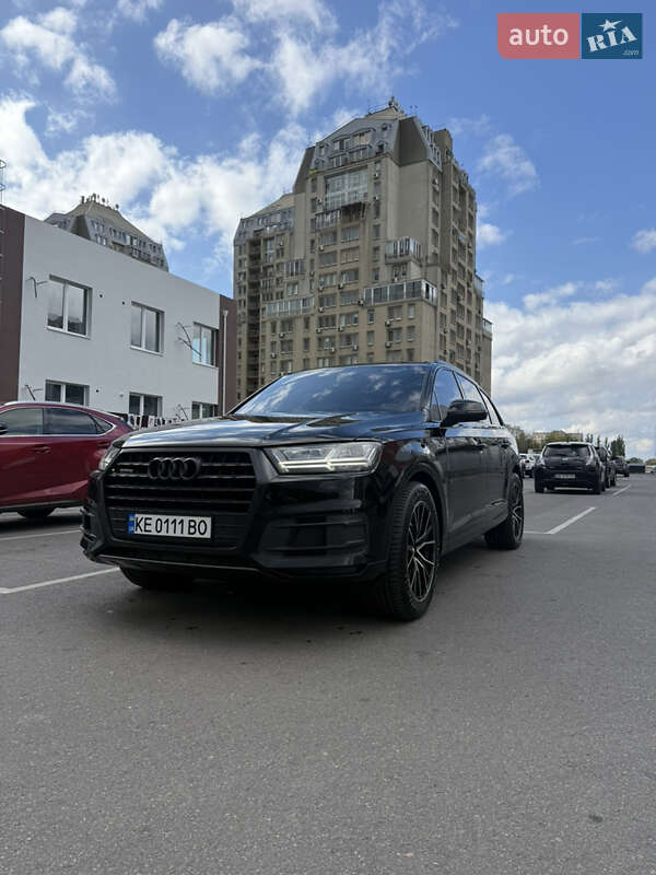 Внедорожник / Кроссовер Audi Q7 2017 в Днепре фото 5 Внедорожник / Кроссовер Audi Q7 2017 в Днепре