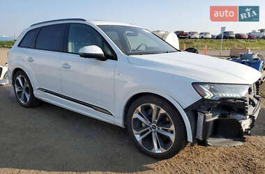 Позашляховик / Кросовер Audi Q7 2020 в Києві