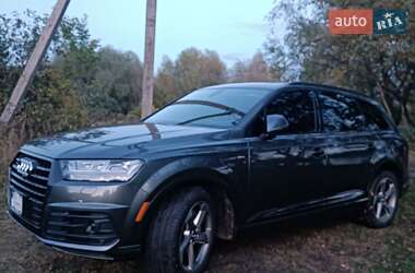 Позашляховик / Кросовер Audi Q7 2017 в Чернігові