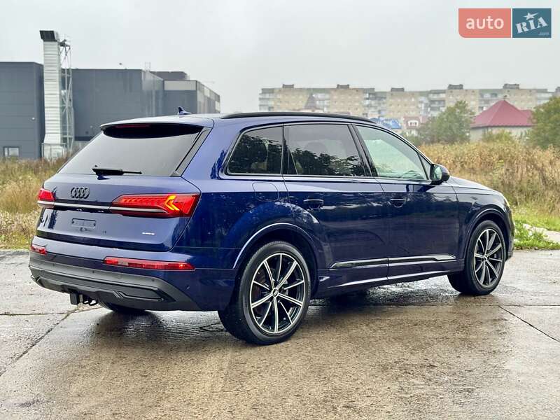 Позашляховик / Кросовер Audi Q7 2020 в Івано-Франківську