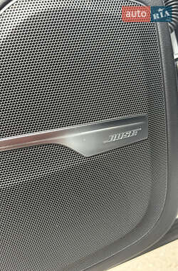 Позашляховик / Кросовер Audi Q7 2016 в 