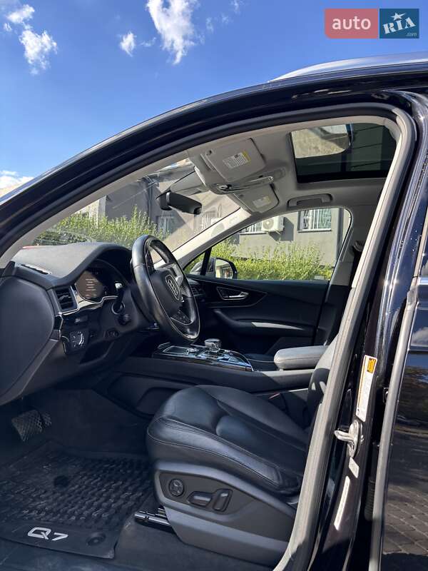 Внедорожник / Кроссовер Audi Q7 2016 в Львове фото 7 Внедорожник / Кроссовер Audi Q7 2016 в Львове