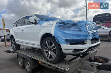 Внедорожник / Кроссовер Audi Q7 2015 в 