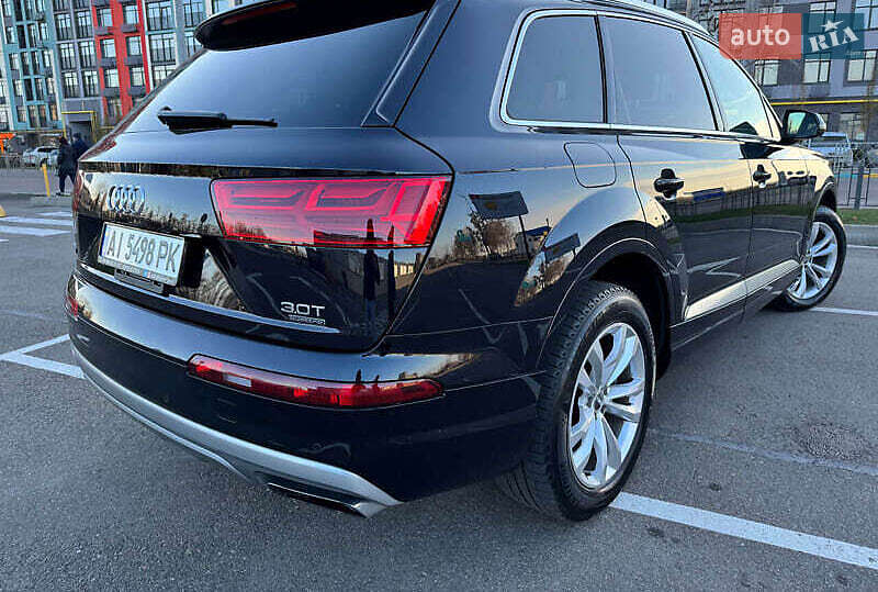 Внедорожник / Кроссовер Audi Q7 2017 в Киеве