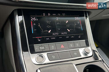 Внедорожник / Кроссовер Audi Q7 2022 в 
