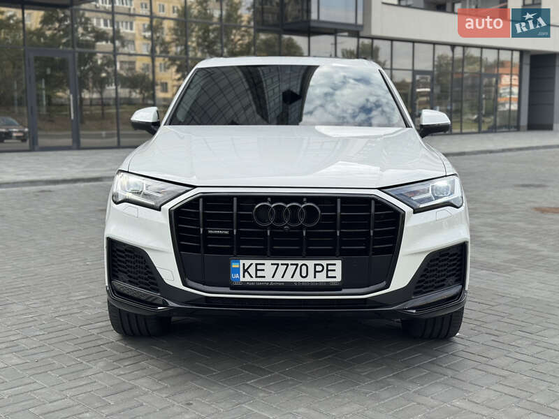 Внедорожник / Кроссовер Audi Q7 2020 в Днепре