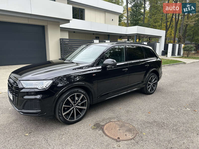 Внедорожник / Кроссовер Audi Q7 2020 в Киеве фото 2 Внедорожник / Кроссовер Audi Q7 2020 в Киеве