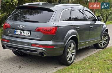 Позашляховик / Кросовер Audi Q7 2011 в 