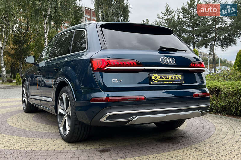 Позашляховик / Кросовер Audi Q7 2020 в Львові
