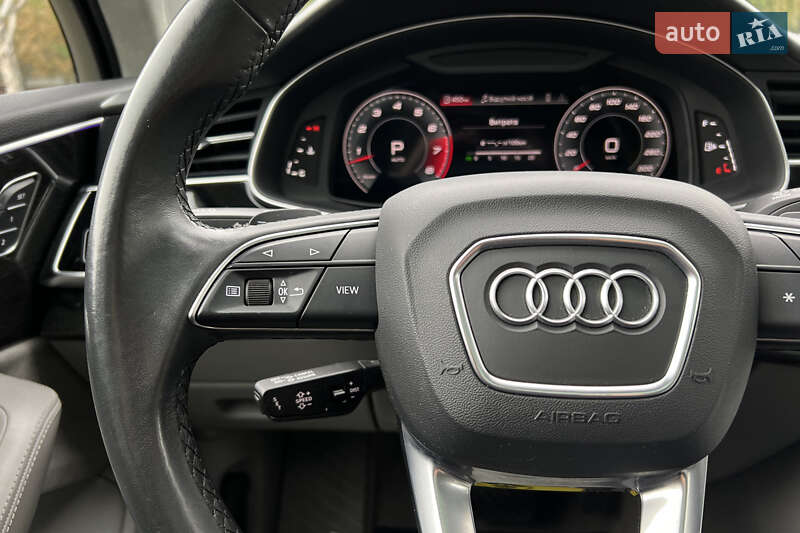 Позашляховик / Кросовер Audi Q7 2020 в Львові