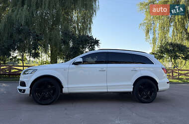 Позашляховик / Кросовер Audi Q7 2010 в 