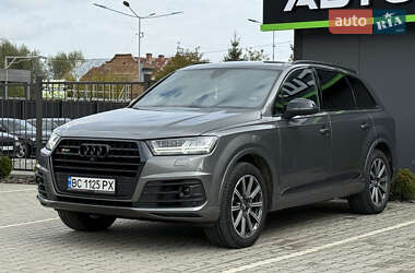 Позашляховик / Кросовер Audi Q7 2016 в 