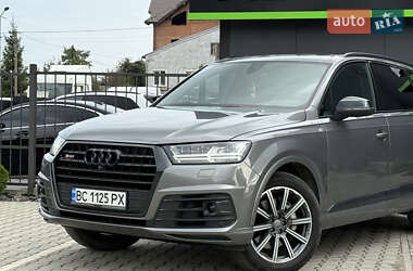 Позашляховик / Кросовер Audi Q7 2016 в 