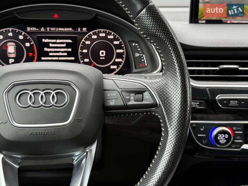 Внедорожник / Кроссовер Audi Q7 2016 в Львове