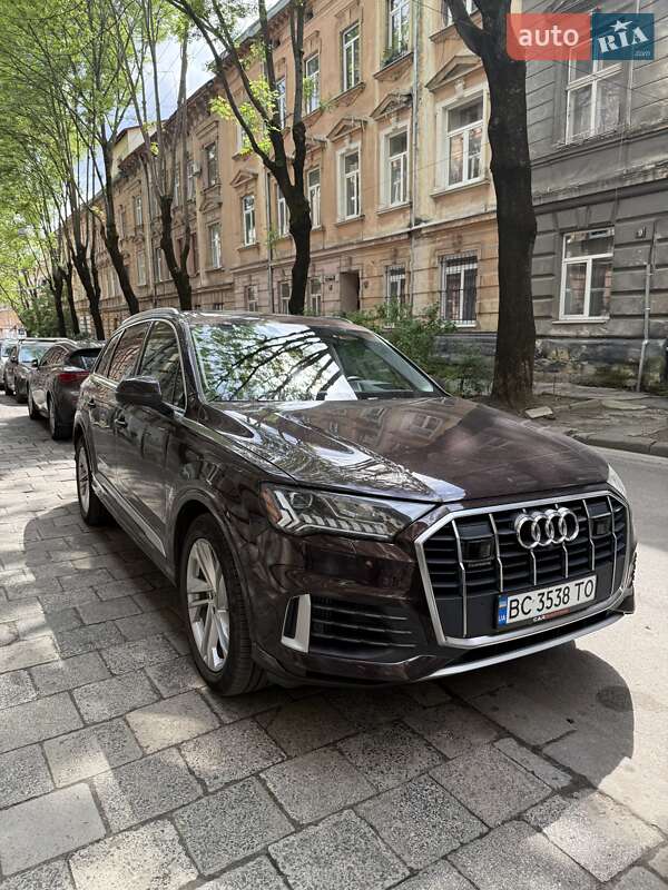 Позашляховик / Кросовер Audi Q7 2019 в Львові