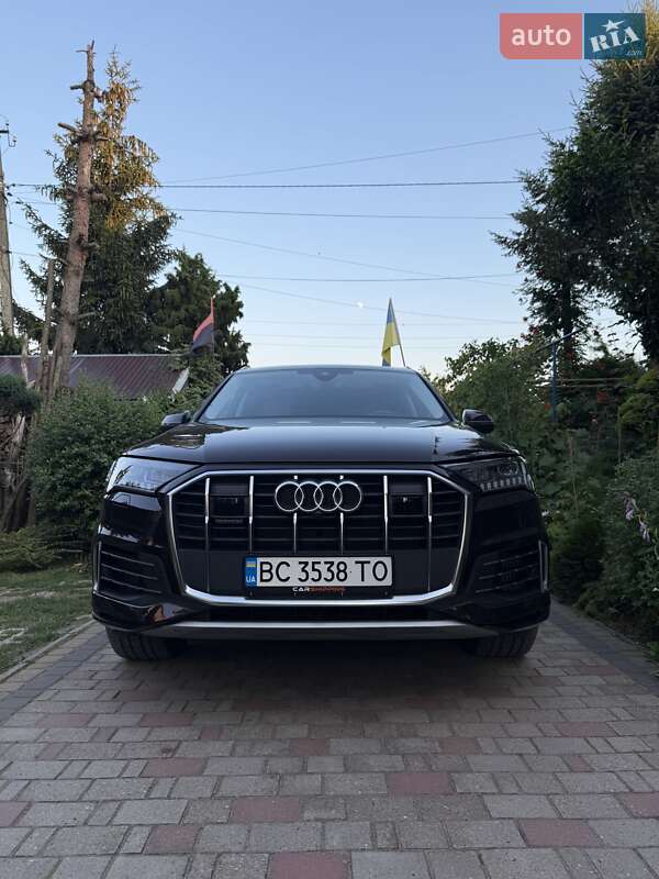 Позашляховик / Кросовер Audi Q7 2019 в Львові