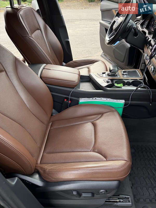 Позашляховик / Кросовер Audi Q7 2017 в Кременчуці