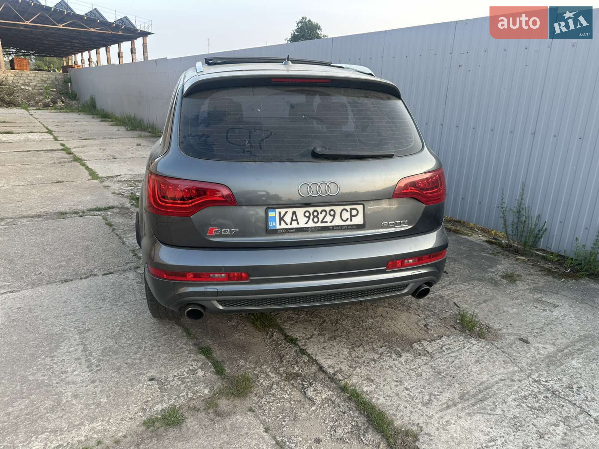2010 Audi Q7 - фото 1
