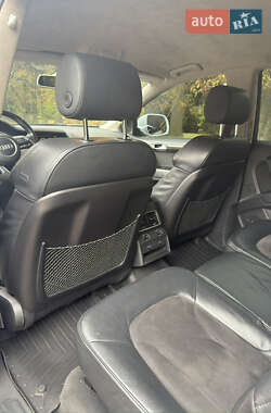Позашляховик / Кросовер Audi Q7 2014 в 