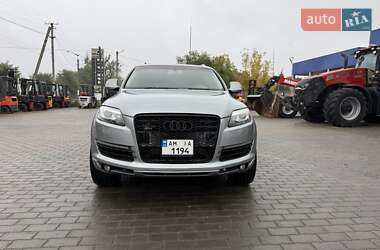 Позашляховик / Кросовер Audi Q7 2008 в 