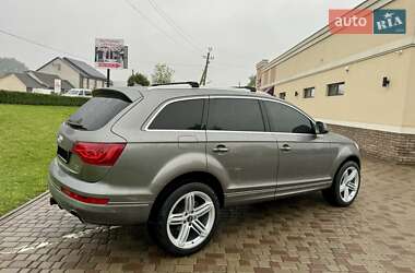 Позашляховик / Кросовер Audi Q7 2011 в 