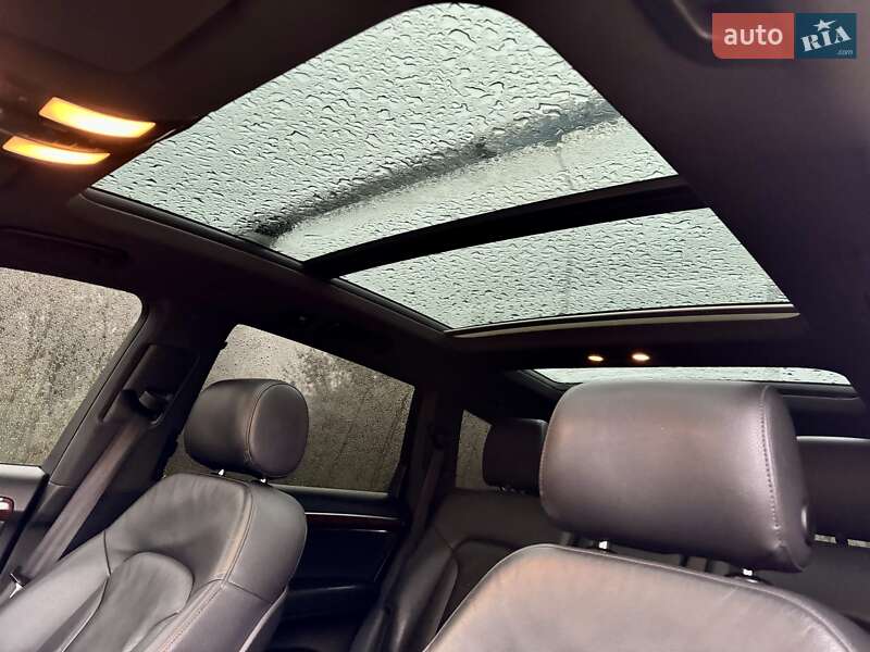 Позашляховик / Кросовер Audi Q7 2011 в Чернівцях
