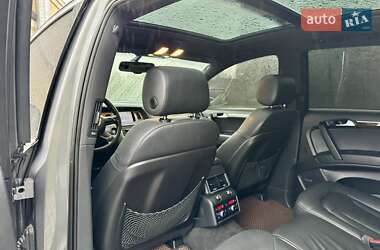 Позашляховик / Кросовер Audi Q7 2011 в 
