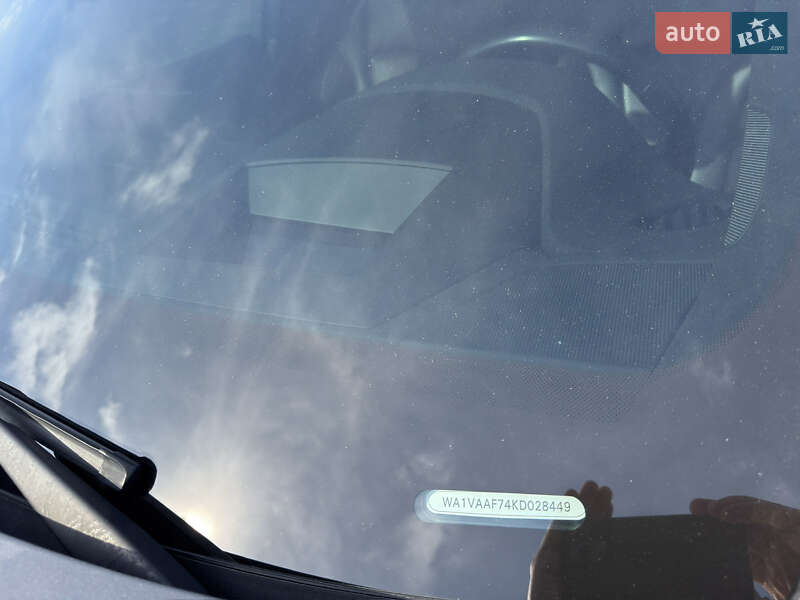 Позашляховик / Кросовер Audi Q7 2019 в Києві