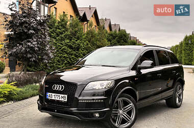 Позашляховик / Кросовер Audi Q7 2014 в 