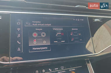 Внедорожник / Кроссовер Audi Q7 2021 в 