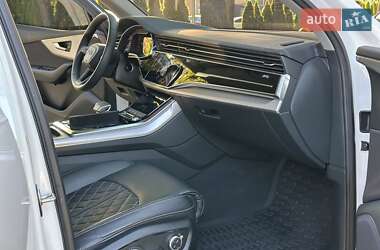 Внедорожник / Кроссовер Audi Q7 2023 в 