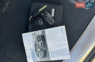 Внедорожник / Кроссовер Audi Q7 2015 в 