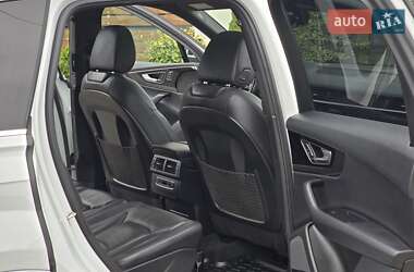 Внедорожник / Кроссовер Audi Q7 2017 в 
