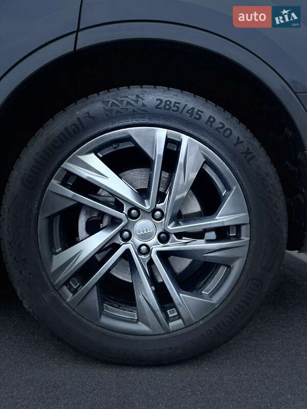 Внедорожник / Кроссовер Audi Q7 2020 в Виннице