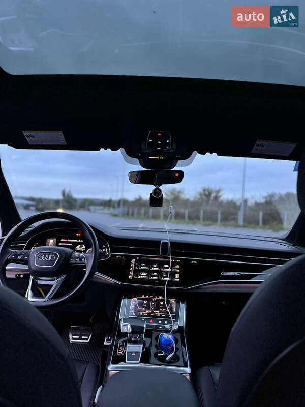 Внедорожник / Кроссовер Audi Q7 2020 в Виннице