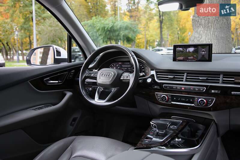 Позашляховик / Кросовер Audi Q7 2017 в Харкові фото 13 Позашляховик / Кросовер Audi Q7 2017 в Харкові