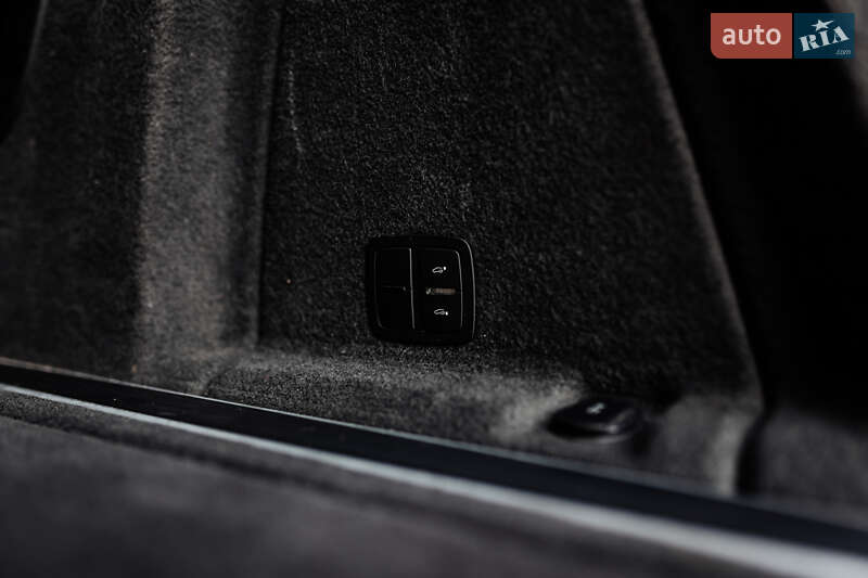 Позашляховик / Кросовер Audi Q7 2010 в Дніпрі