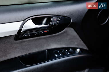 Внедорожник / Кроссовер Audi Q7 2010 в 
